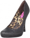 Betsey Johnson Women's Tastty-G Platform Pump