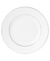 In 18th century England, Josiah Wedgwood, creator of the world famous Wedgwood ceramic ware, established a tradition of outstanding craftsmanship and artistry which continues today. The heirloom-quality Signet Platinum dinner plates are designed for formal entertaining, in pristine white bone china banded with polished platinum.