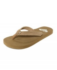 Free your feet with the comfy leather New Wave flip flops by Roxy.