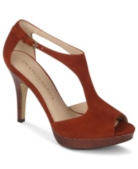 Franco Sarto's sexy Vandal platform sandals give the illusion of side cutouts while maintaining the femininity of the t-strap.