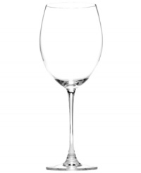 Inspired by the vineyards of Tuscany, the classic shape of this fine glassware collection captures the pleasures of Italy's famous wine country. The simple, understated base of these glasses is designed to accentuate the richly colored, aromatic wine filling the glass. Connoisseurs and casual wine lovers alike can enjoy this beautifully designed grand Bordeaux set.