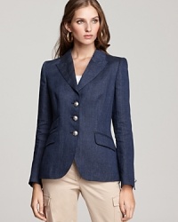 Laid-back linen is styled into a sharply tailored silhouette on this BASLER blazer, punctuated with burnished brass buttons and finished with contrast elbow patches.