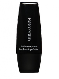 An innovative primer for the face that visibly smoothes skin's surface, refines pores and creates a flawless canvas on which to apply foundation. Silky, gliding texture imparts a matte, yet transparent glow to skin Smoothes away fine lines and imperfections Perfectly even facial canvas for ideal application of foundation High comfort and make-up hold application techniquesPerform usual skin care routine to ensure a cleansed and moisturized face.