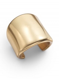 An antiqued gold cuff made from metallic resin, with a wide tapered form, exudes classic simplicity.Goldplated resin Width, about 2½ Diameter, about 2 Made in USA