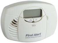 First Alert CO410 Battery Powered Carbon Monoxide Alarm with Digital Display