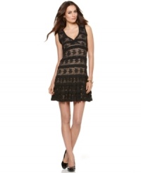 A vintage-inspired look with plenty of glam, this lovely lace Studio M dress has an easy fit you'll love.