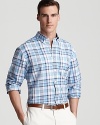 This classic fit Vineyard Vines cotton button-up lends a preppy look in pale-hued plaid.