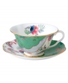 Your table, in bloom. This Butterfly Posy cup and saucer from Wedgwood offers a look of vintage-inspired beauty, featuring fanciful florals, graceful butterflies and lustrous golden accents for a splendid presentation.