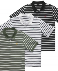 When you need a classic, crisp look fast, this polo shirt from LRG is the solution.