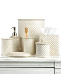 A classic basketweave pattern brings a carefree mood to your bath with this charming toothbrush holder from Martha Stewart Collection. Featuring neutral glazed stoneware.