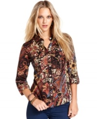 In a bold winter-floral print, this Lucky Brand Jeans blouse pairs perfectly with your fave fall denim!