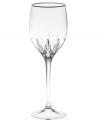 Turn formal affairs into true celebrations with the Duchesse wine glass from Vera Wang. The renowned bridal designer marries a tapered bowl and blazing starburst cut with a beautifully flared stem. Radiant crystal is topped off with a smooth band of polished platinum.