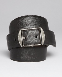 The pebbled leather of this Burberry belt has a slight sheen that finishes your attire with professional polish.