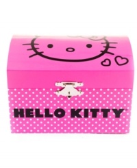 Get her dancin'. This Hello Kitty music box will have her up on her toes and twirling when the music kicks in.