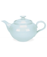 From celebrated chef and writer, Sophie Conran, comes incredibly durable dinnerware for every step of the meal, from oven to table. A ribbed texture gives this cool blue teapot the charming look of traditional hand thrown pottery.