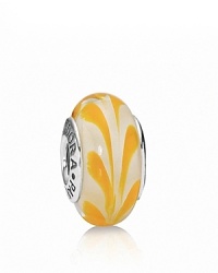 A painterly swirl on this murano glass charm lends free-spirited style to your bracelet. Logo-engraved sterling silver trim displays the PANDORA signature.