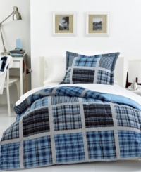 Perfect in plaid. Too cool blue rules your sleep space in this Hampton comforter set, featuring a patchwork design with an array of preppy plaid patterns for an updated classic look.