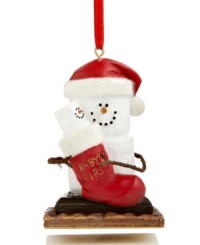 Savor every moment of your baby's first Christmas with a Midwest S'mores ornament. A marshmallow dad cradles his little stocking stuffer on a bed of chocolate and graham cracker.