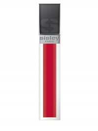 More comfortable than a classic gloss, shinier than a lipstick. Sisley's skincare expertise in a treatment formula enriched with active ingredients for stunning, plumped up lips. Featured in a range of natural, luminous shades for a sparkling smile. Made in France. 