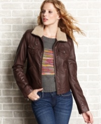 A faux-leather moto that serves up hot style, Levi's Etta jacket flaunts a sherpa-lined collar and loads of street-cred.