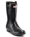 The classic Hunter rain boot, in tough waterproof rubber, with pull tabs on either side for an easy on/off.