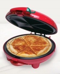 Master the art of melty, mouthwatering quesadillas with an easy-to-use press that catches drips and features nonstick plates to reduce burning and eliminate messy cleanup. 1-year limited warranty. Model 13506.