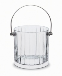 Refined elegance simply stated, the way only Baccarat can. The Harmonie collection features evenly spaced vertical cuts on handmade crystal of the highest quality. This ice bucket has a dashing pattern that suits modern and traditional tastes.