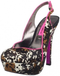 Betsey Johnson Women's Dizzyy Platform Pump