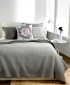 Cool and casual, this Bar III Ombre sham features a sleek gray hue and plush quilted details and dot embellishments for a contemporary look with added depth. Pair with other Bar III accessories for total bedroom versatility.