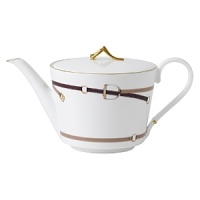 Wedgwood pays tribute to the traditional English equestrian lifestyle with this fine teapot inspired by the work of 18th-century horse painter George Stubbs. Burnished gold silhouettes, classic stirrup stripes and rich shades of tan and brown evoke the stylish essence of horse riding.