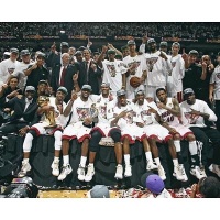 (8x10) Miami Heat Team Celebration Photo