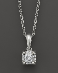 Dimond pendant set in 14K. white gold.