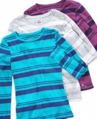 With a variety of striped styles, find the perfect tee to perfect her sweet schoolday outfits.