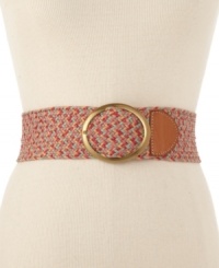 Bring tropical style into your life with Fossil's vintage-inspired weave belt. Pair with a flowing tunic for a sunny look.