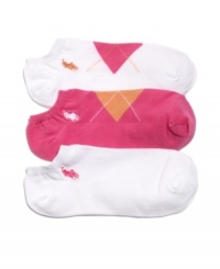 Perfectly preppy. Go for versatility with this 3-pack of socks by Lauren Ralph Lauren featuring two contrast argyle pairs and one solid pair.