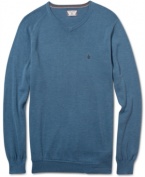 Simple yet stylish, this Volcom sweater is perfect for chilling out after hitting the slopes.