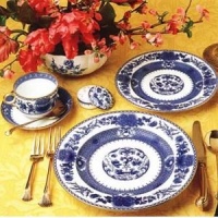 Mottahedeh Imperial Blue Round Salad Bowl - 9 inch Serveware