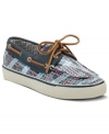 High quality fabrics make the Bahama boat shoes by Sperry Top-Sider a treat for your feet. They feature a mini lace-up closure, rust-proof eyelets and a non-marking rubber outsole.