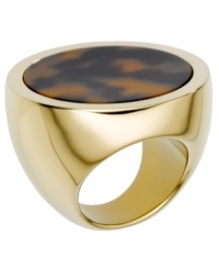 Style to match your favorite shades. Michael Kors incorporates tortoise shell-colored acetate into this chic cocktail ring. Set in gold tone mixed metal. Sizes 7 and 8.