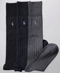 Ribbed for comfort and lightweight, these comfortable dress socks stretch over the calf and stay in place all day long.