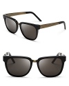 With an oversized cat eye shape and subtle hieroglyphics on the sides, these Super sunnies are super glam.