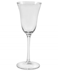 As a perfect complement to her elegant dinnerware, renowned bridal designer Vera Wang and Wedgwood have created stemware inspired by the simple curves of a tulip. The Classic pattern sits on a slender ringed pedestal and offers breathtaking purity of form. Goblet shown in center.