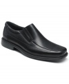 Want a pair of men's dress shoes that can double up on occasions? Whether you're heading to the office or a night on the town, slip into these cool, comfortable leather loafers for men from Clarks.