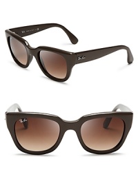 Ray-Ban mixes the wayfarer and the cat eye with a matte finish for a flattering silhouette.