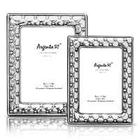 Photo frames by Argento feature unique and authentic tarnish free sterling silver. Hand made and uniquely crafted in Italy.