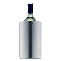 This wine cooler is simple and classic in design. It fits a standard one litre bottle and covers the bottle to its neck.