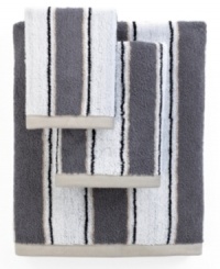 Sweet serenity. Offering a romantic and elegant composition for your bath space, this Aquarelle Stripe hand towel features beautiful stripes in sophisticated hues.