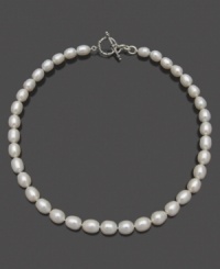 Perfectly luminous cultured freshwater pearls (8-1/2-9-1/2 mm) grace Belle de Mer's gorgeous strand necklace. Trendy toggle clasp crafted in sterling silver. Approximate length: 18 inches.