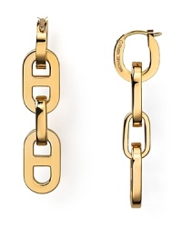 Simply designed and plated in high-shine metal, these Michael Kors earrings style every look with classic glamor.