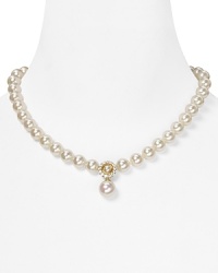 Round out your jewel box with this necklace from Majorica. This piece's organic pearls nod to subdued style, while a gold vermeil accent lends glamor.